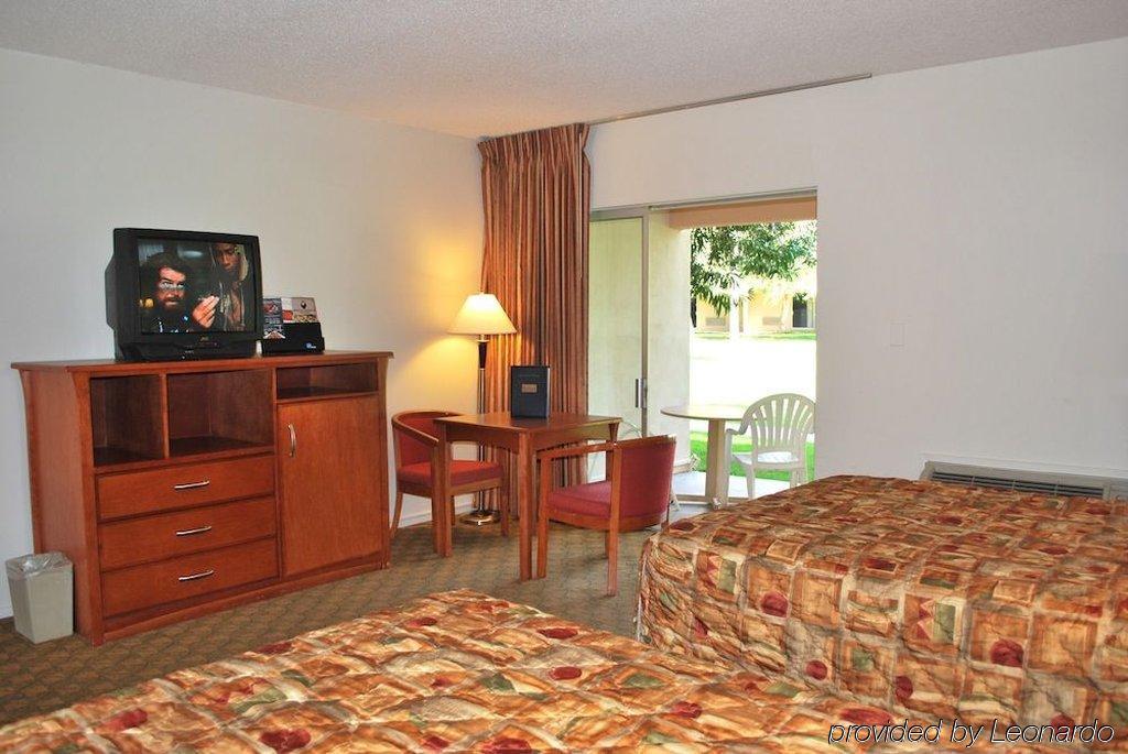 Windemere Hotel & Conference Center Mesa Szoba fotó
